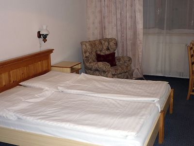 Hotel Ennius Клатови Экстерьер фото